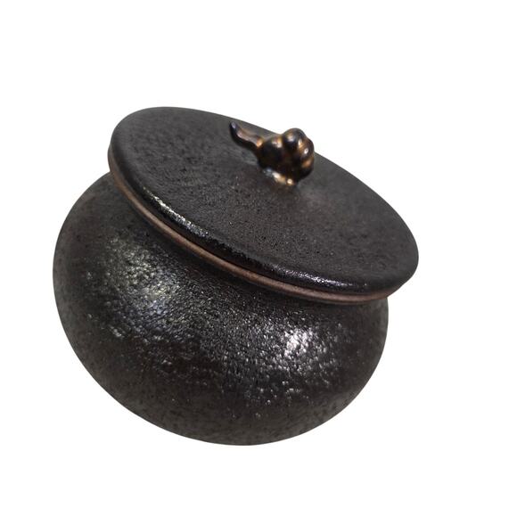 Vtg Japanese Shungyo Pot with Lid Stoneware Charcoal Jar